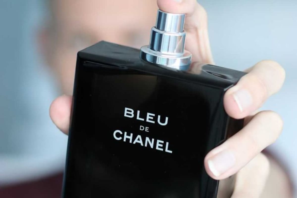 تصویری از عطر بلو د شنل